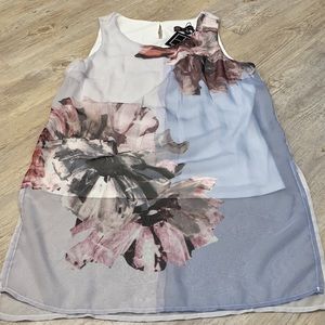 Care noir sleeveless top